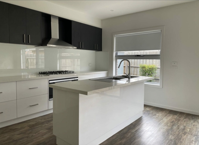 2/3 First Avenue, ALTONA NORTH, VIC 3025 Australia