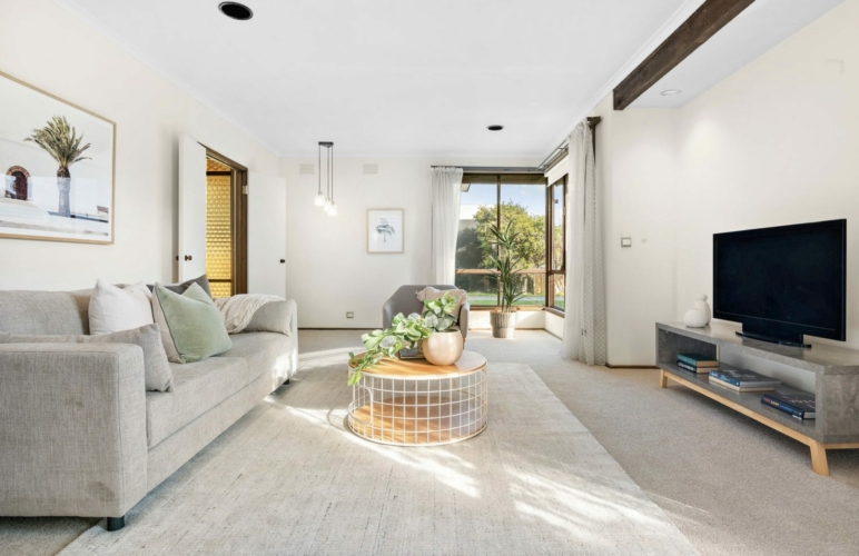 10 Birdwood Street, PARKDALE, VIC 3195 Australia