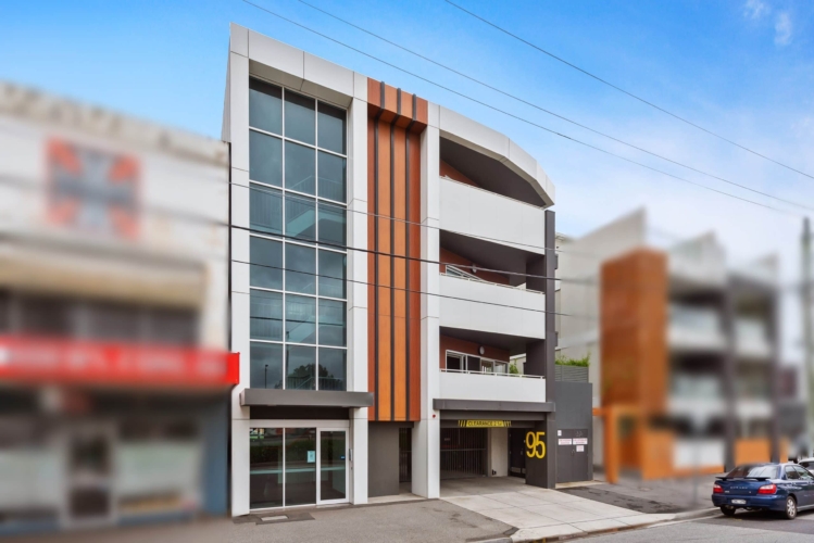 104/95 Warrigal Road, HUGHESDALE, VIC 3166 Australia