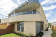 2/10 Shenfield Avenue, BONBEACH, VIC 3196 Australia