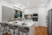 77 Rutherford Road, VIEWBANK, VIC 3084 Australia
