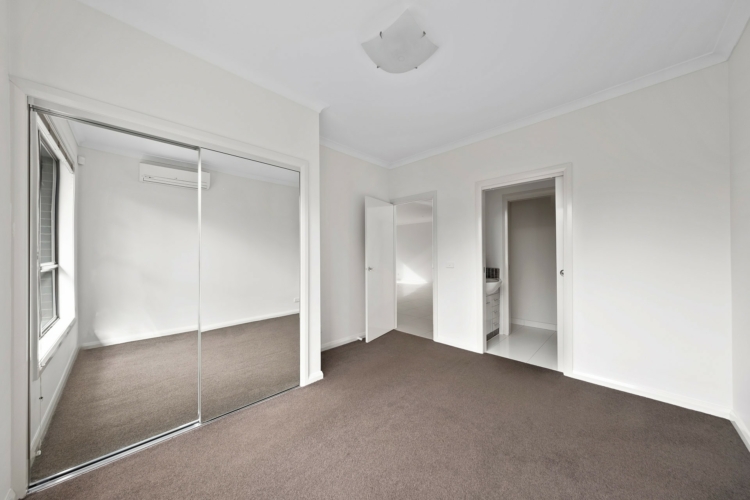 2/7 Bullarto Street, CHADSTONE, VIC 3148 Australia