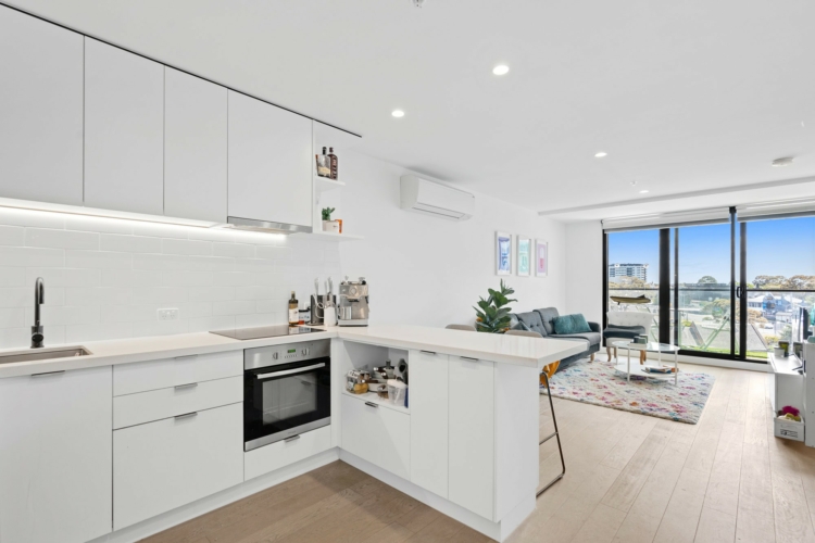 604/6 Railway Road, CHELTENHAM, VIC 3192 Australia