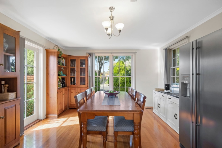 4 Blake Street, BLACKBURN NORTH, VIC 3130 Australia