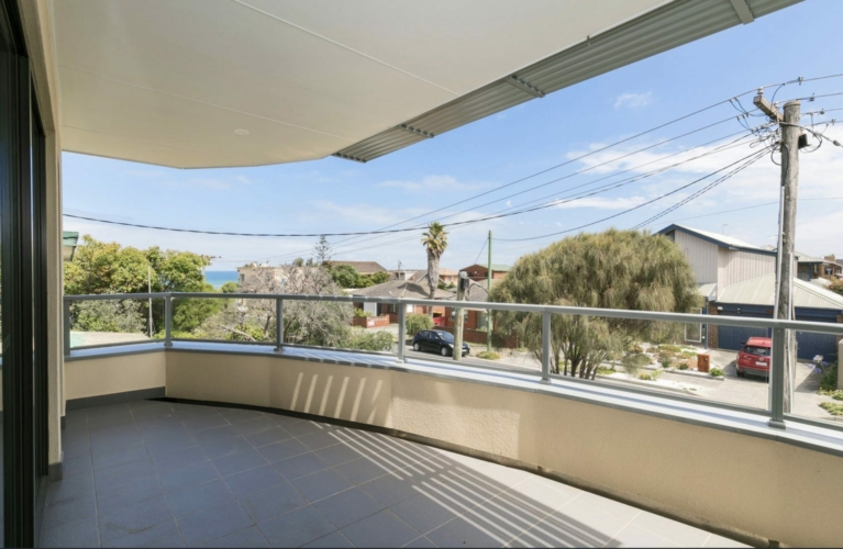 2/10 Shenfield Avenue, BONBEACH, VIC 3196 Australia