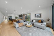 8B George Street, BENTLEIGH EAST, VIC 3165 Australia
