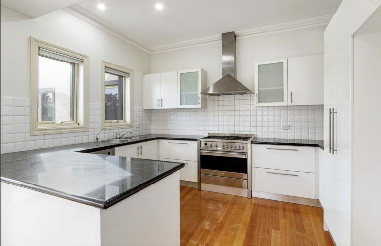 31 Mortimore Street, BENTLEIGH, VIC 3204 Australia