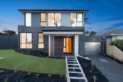 33 Dickson Street, MOUNT WAVERLEY, VIC 3149 Australia